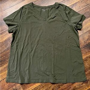 Women’s short sleeve t-shirt